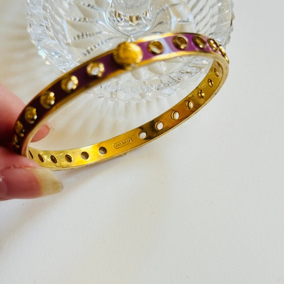 Coach Grommet Bangle Bracelet purple enamel gold High end designer rare - Picture 2 of 7